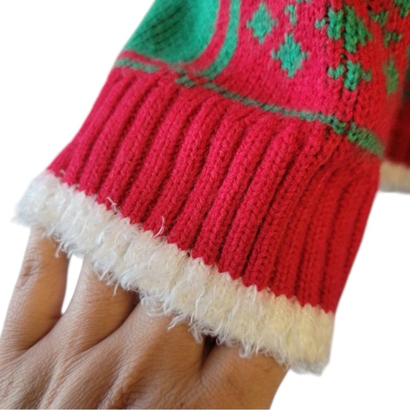 33 DEGREES Festive Pug Christmas Sweater w/ Jingle Bells Size Large — ADORABLE!! - Picture 5 of 7